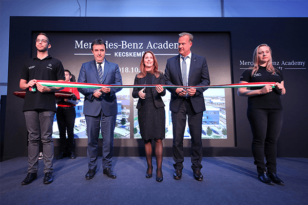 MERCEDES-BENZ ACADEMY KECSKEMÉT TRAINING CENTRE HANDED OVER